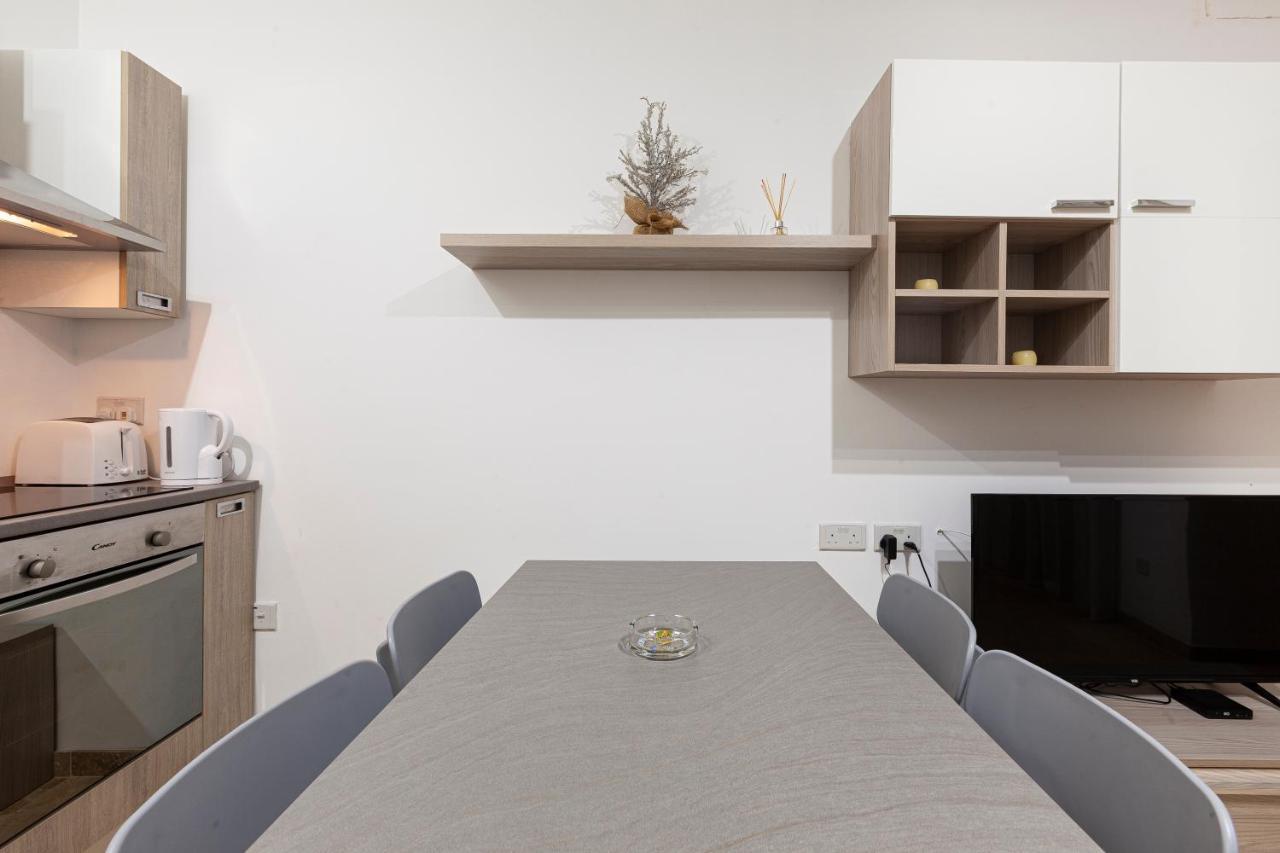 Designer Home With Comfy Sofa In Central Valletta By 360 Estates Luaran gambar