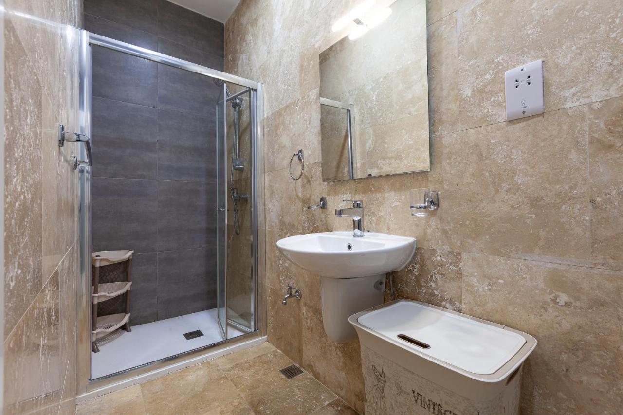 Designer Home With Comfy Sofa In Central Valletta By 360 Estates Luaran gambar