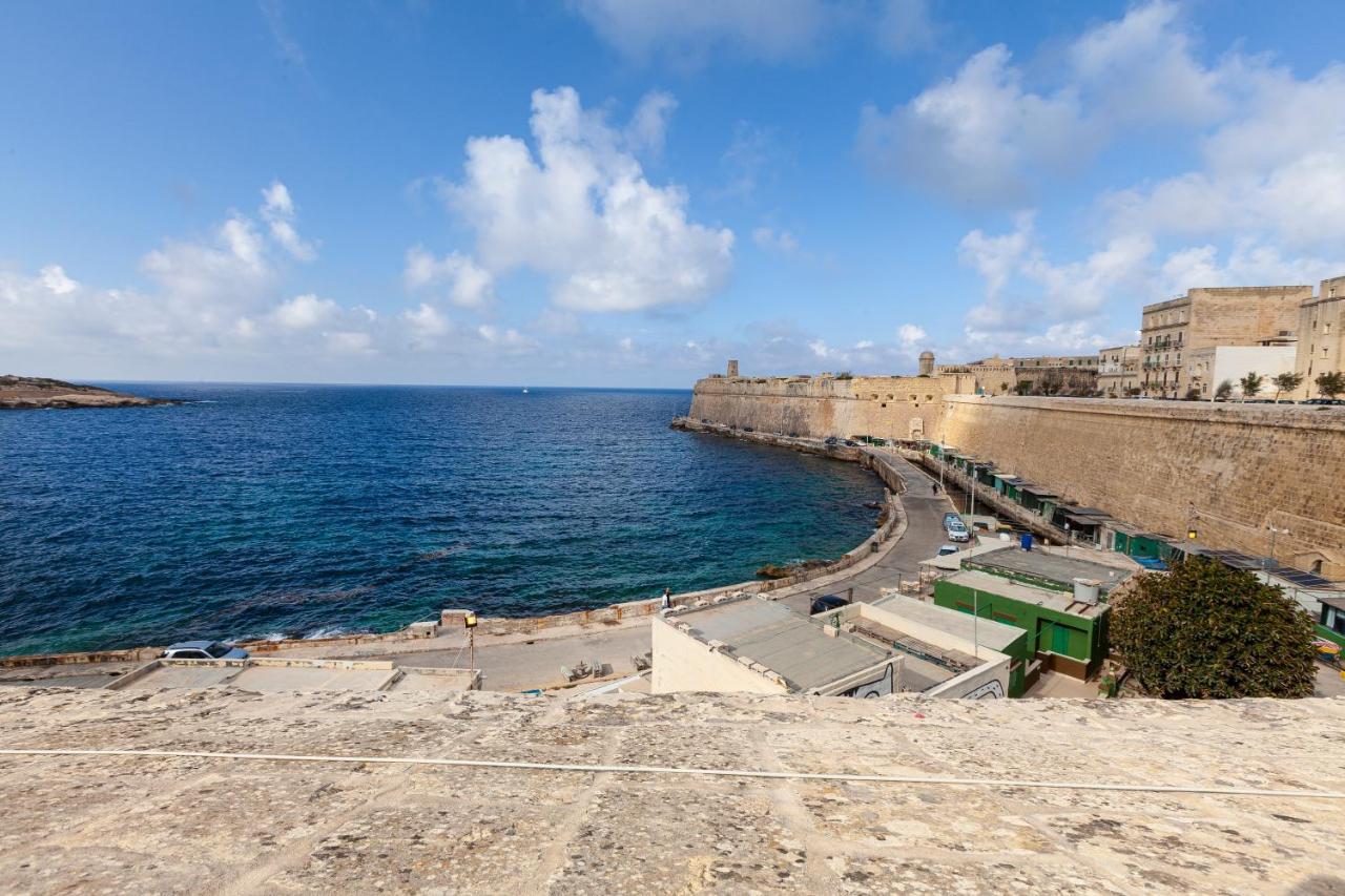 Designer Home With Comfy Sofa In Central Valletta By 360 Estates Luaran gambar